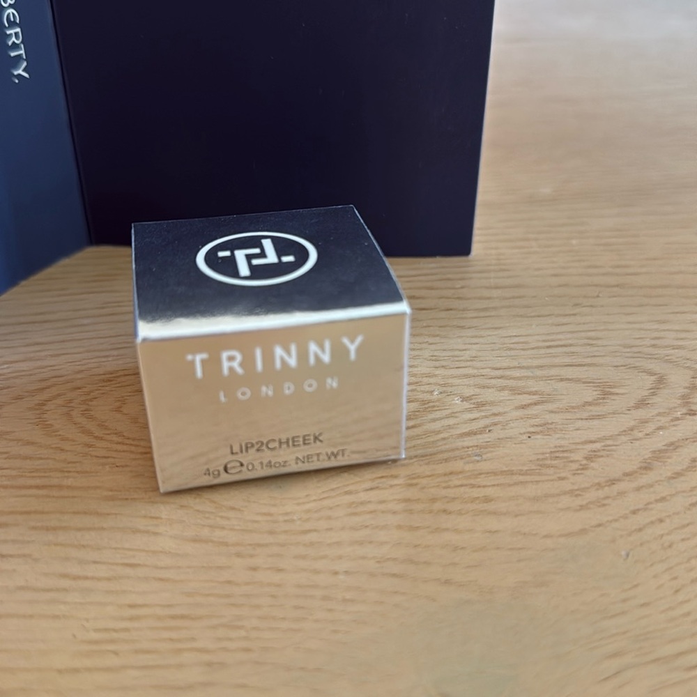 Trinny London Lip2Cheek Stain in Rossy NIB